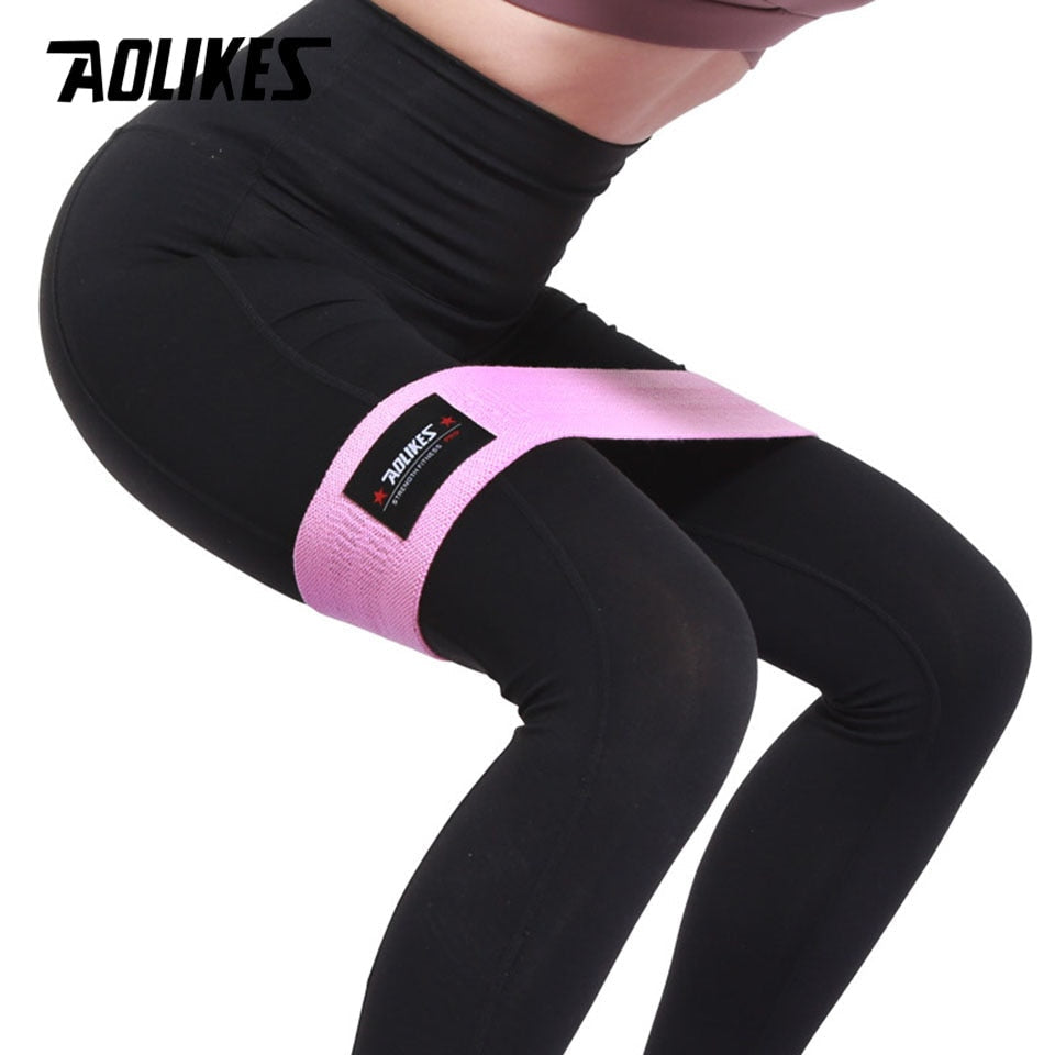 elastic band hip abduction Durable Hip Circle Band Yoga Anti-slipSuitable for Many Exercises - These non-slip non roll bands are the perfect choice for many exercises such as Stretching, warmups, Lifting, weightlifting, Powerlifting, P90X, Squatting, Pilates, CrossFit Workouts, hot yoga, Hip Abduction & Adduction, Inner & Outer Thigh Contractions, walking steps, hip-bend leg press, hip-bend kick backs and many more.Soft & Non Slip Design